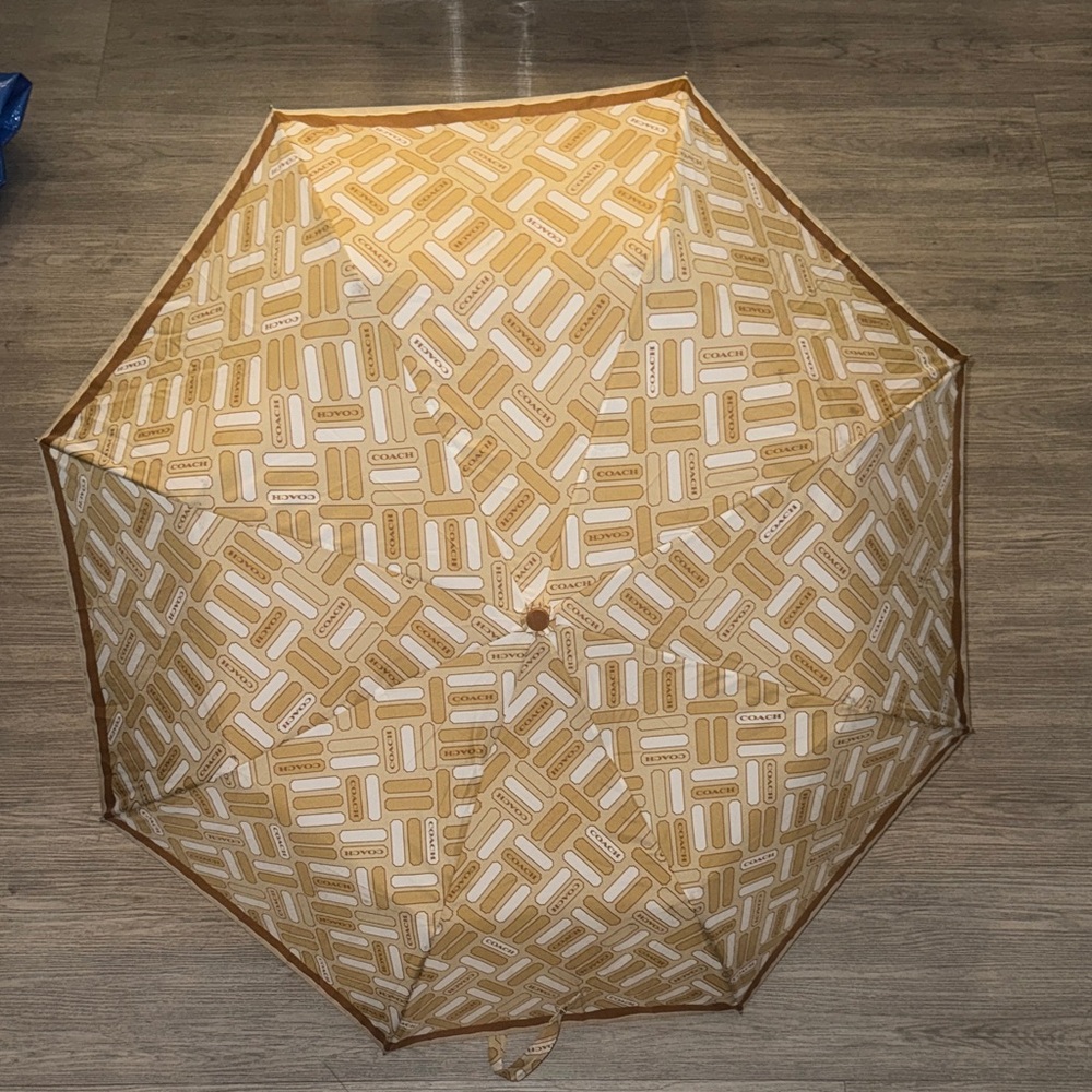 Coach Patterned Tan Umbrella